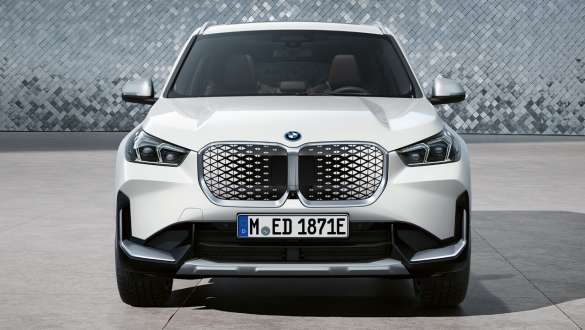 BMW iX1